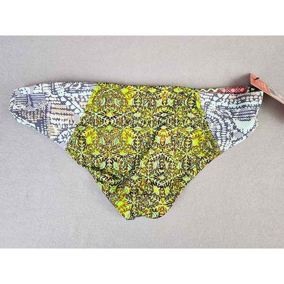 Maaji Reversible Bikini Bottom Small Multicolor Geometric - New - Picture 4 of 8